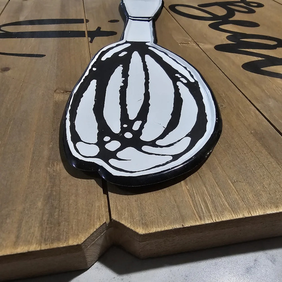 Kitchen Wall Hanging Real Wood with Metal Applique "Just Beat It" - Picture 3 of 3